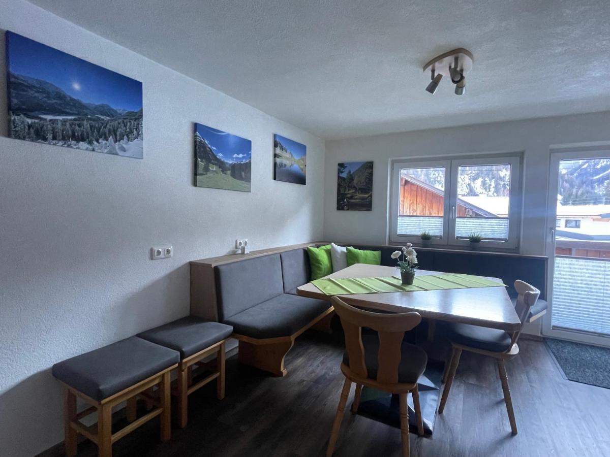 Haus Bergflora * Bach (Tyrol)